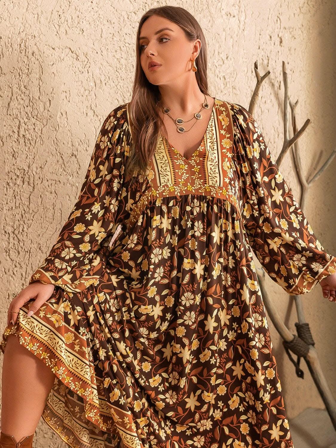 Chic plus size v-neck dress with stylish balloon sleeves - Love Salve